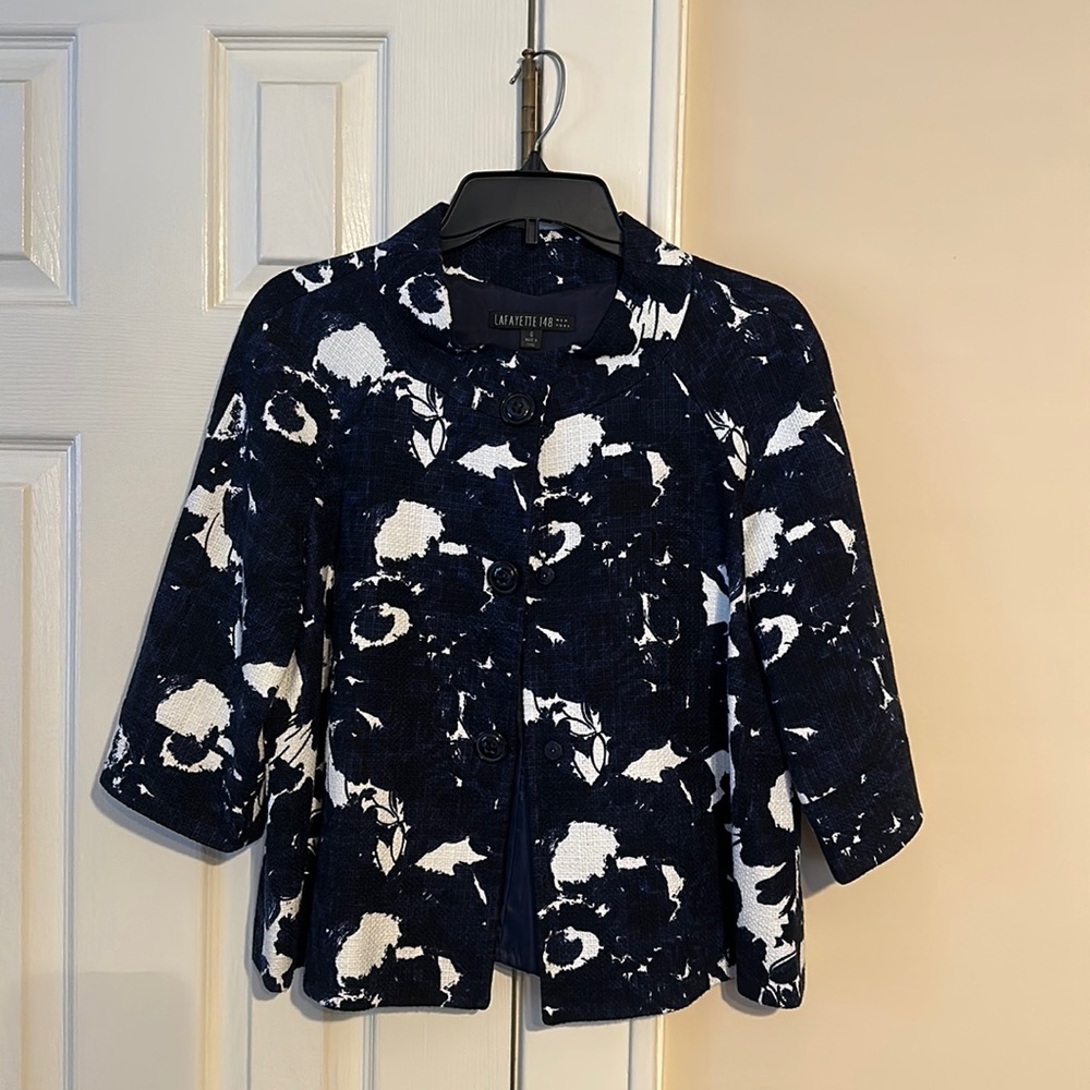 Lafayette 148 blue & white swing blazer - Size 6
